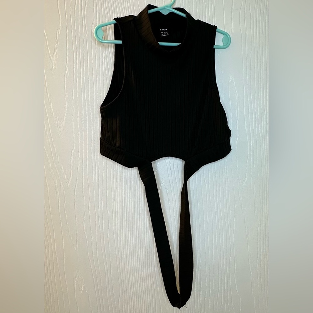 SHEIN black ribbed sleeveless crop top belly strap women’s XS